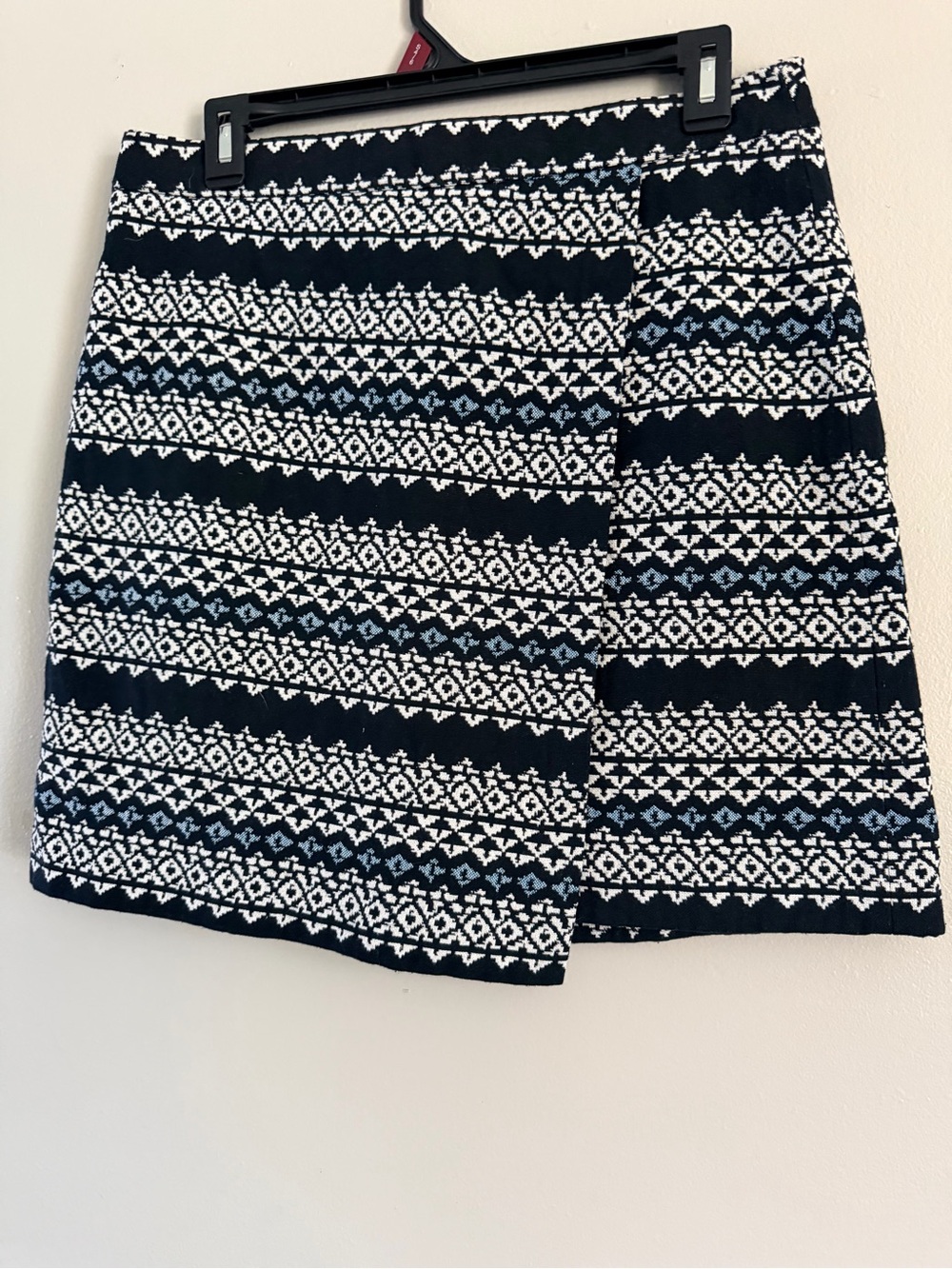 LOFT Black and White Patterned Mini Skirt
